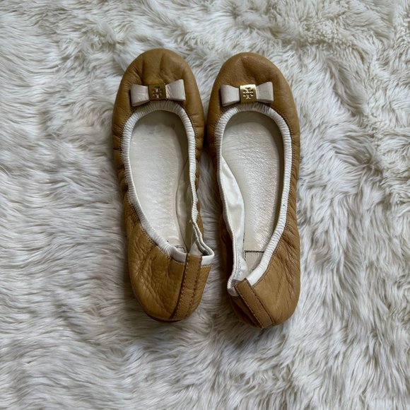 Tory Burch Tan/White Leather Scrunch Ballerina Flats Women's 7.5M - Picture 4 of 6
